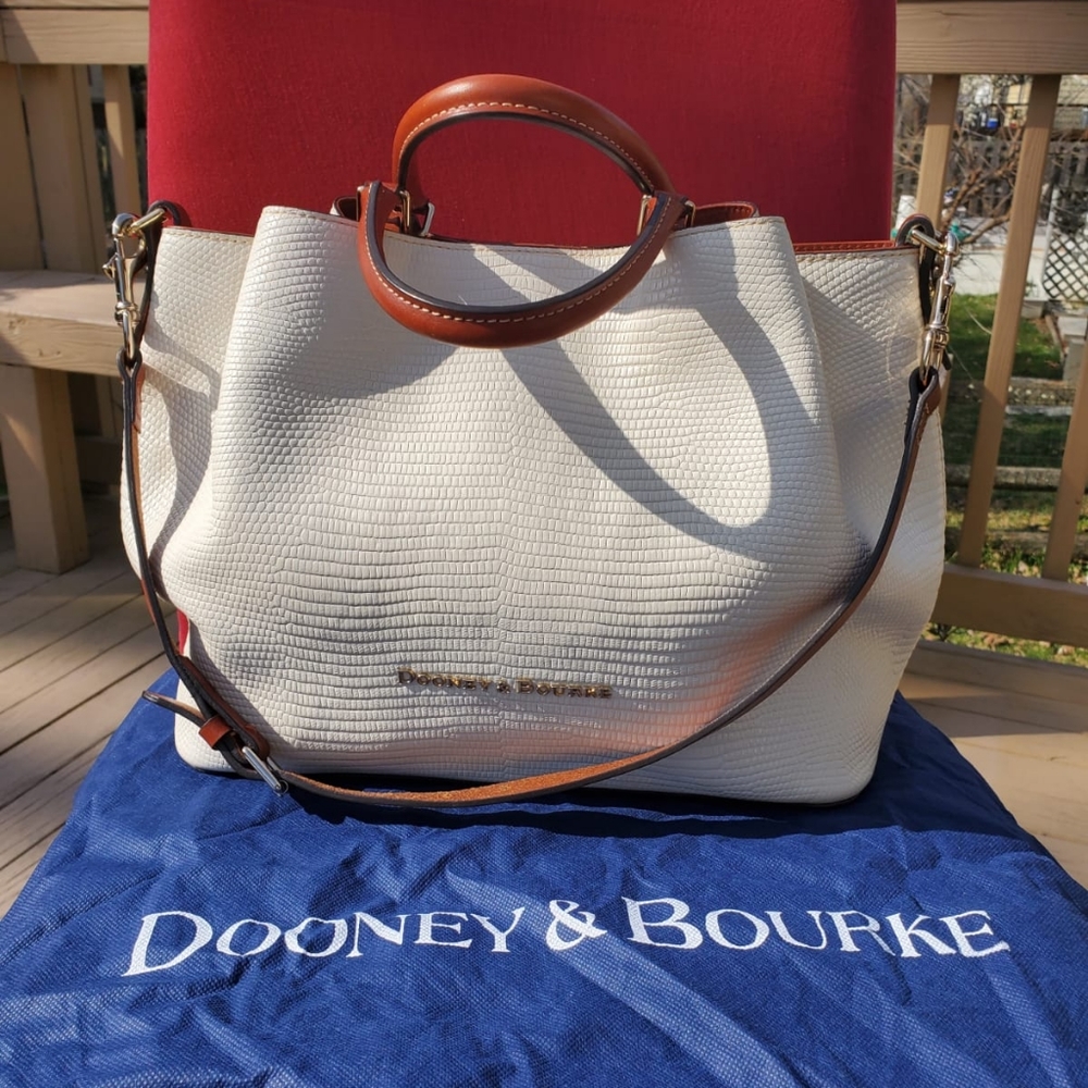 Dooney & Bourke Embossed Lizard Barlow
